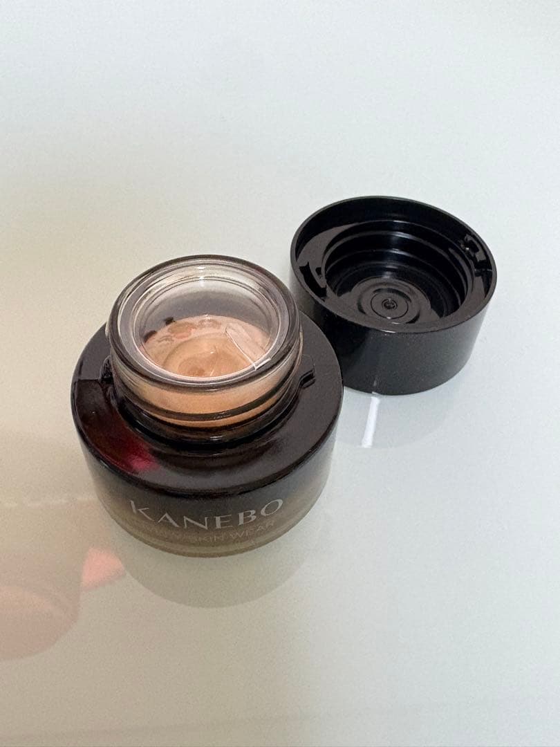 KANEBO ライブリースキンウェア　Ⅱ 220 30g