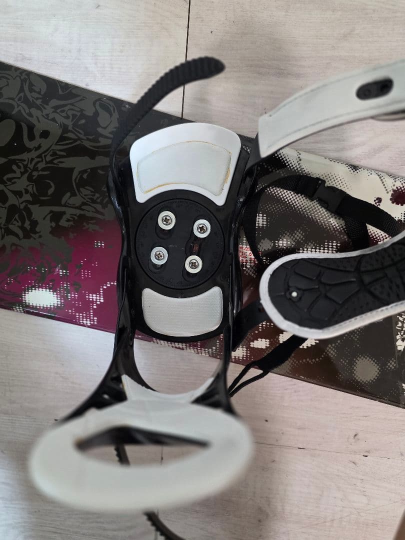 Defiance スノーボード板約152cmビンディング　ケース付き 男女兼用