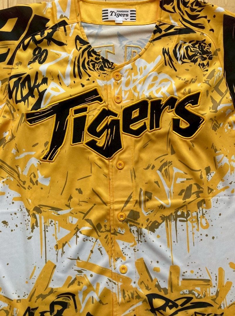 ③【美品】阪神タイガース　佐藤輝明　ユニフォーム　ウル虎の夏　2025　Oサイズ