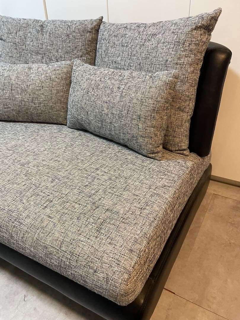 アルモニア　2人掛けソファBella cureva