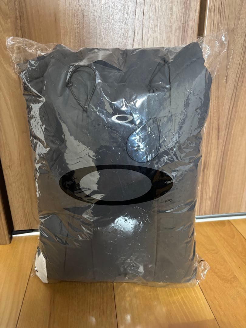 T*a様 【新品・未使用】オークリー　ダウン　ジャケット