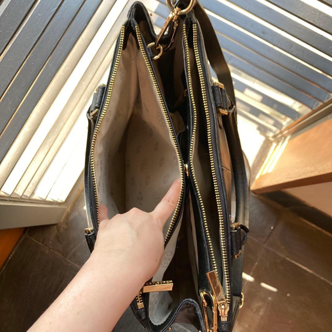 Tory Burch ブラック2wayレザービジネスバッグ A4サイズ