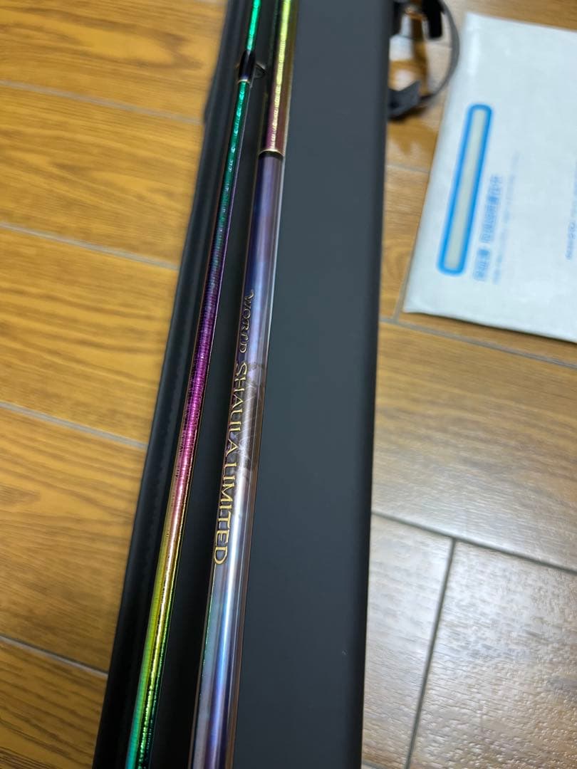 ワールドシャウラリミテッド　2832R2 保証書とレシート付き