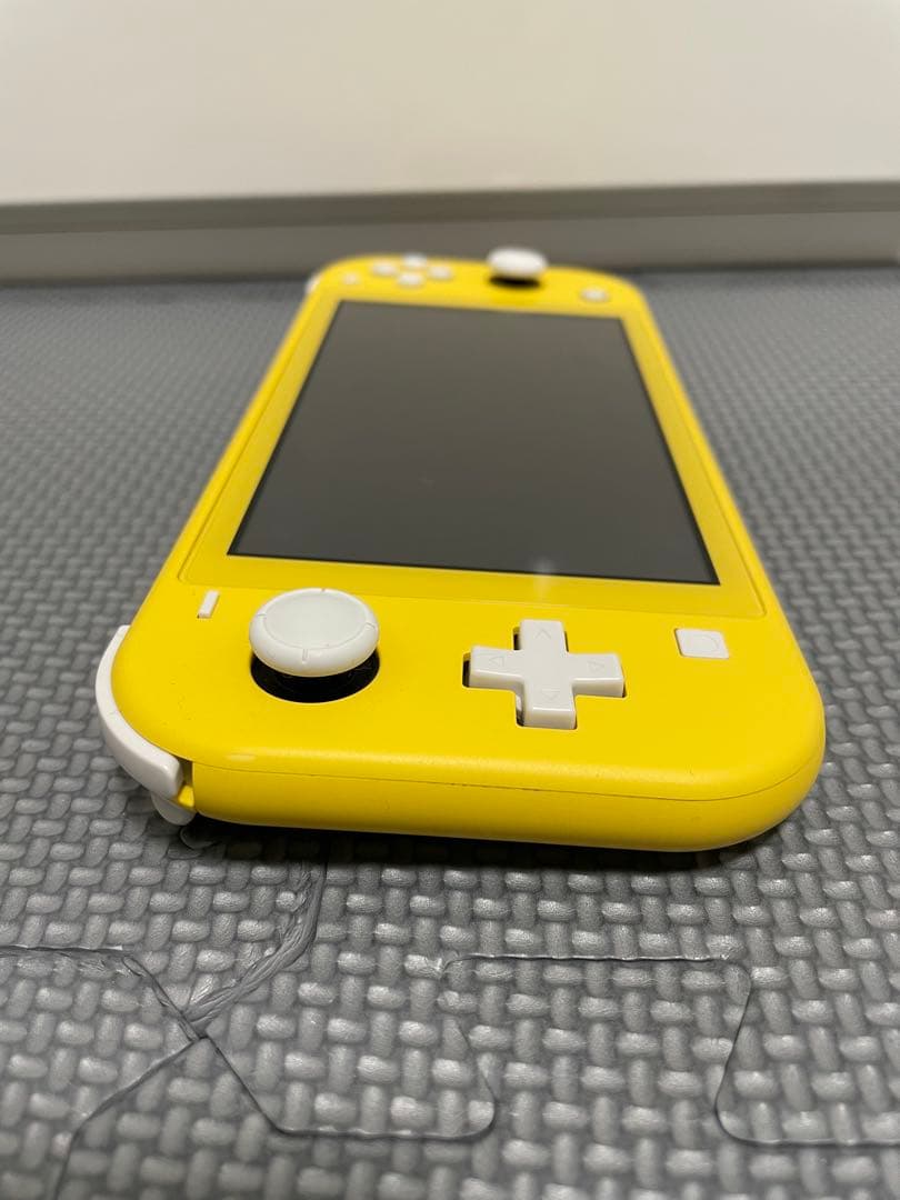 Nintendo Switch Lite イエロー 本体 + ハードケース