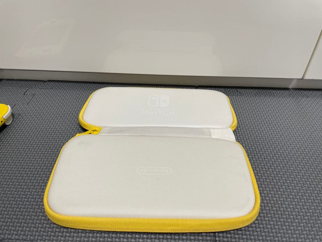 Nintendo Switch Lite イエロー 本体 + ハードケース