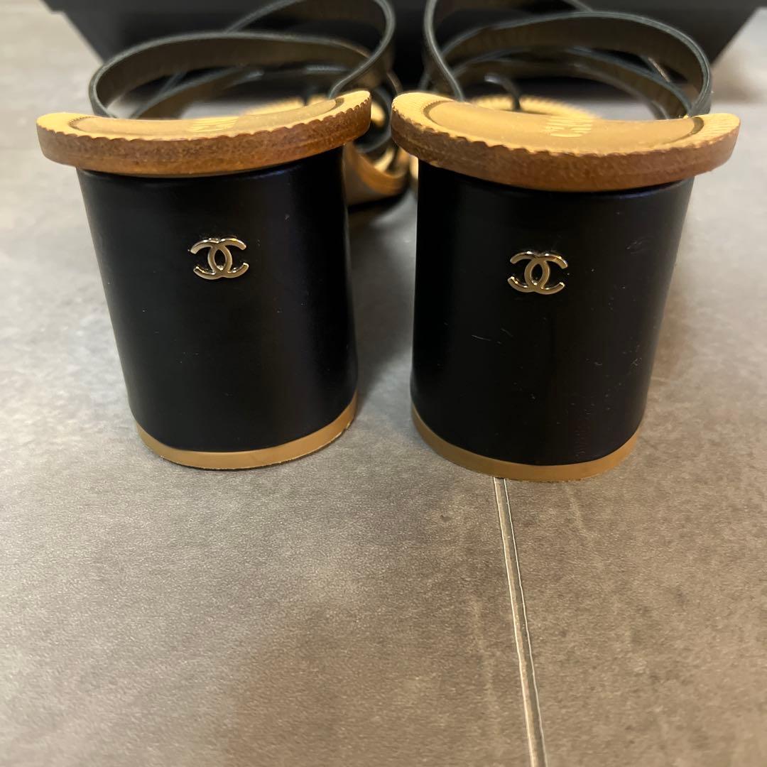CHANEL ブラックレザー ミュール