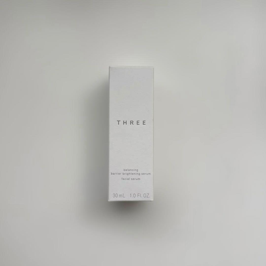THREE バランシング バリア プライトニングセラム