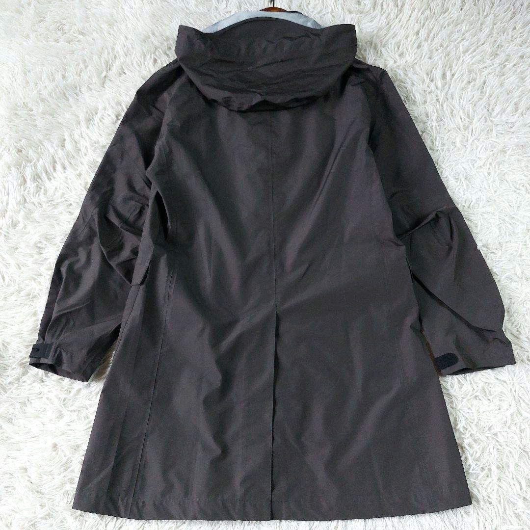 美品 tilak Poutrnik ワンポイント ロゴ ステンカラーレインコート