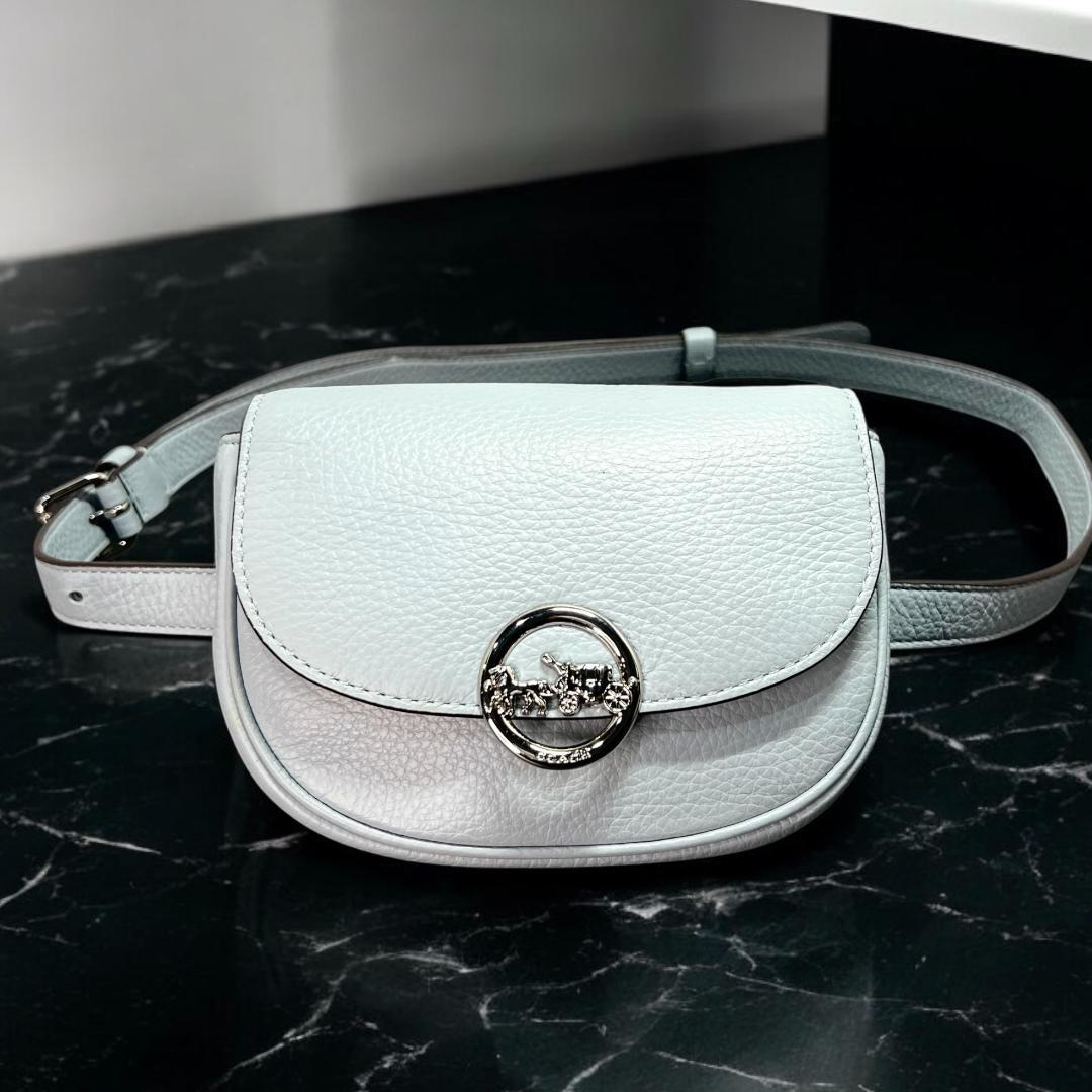 ✨正規品＆極美品‼️✨ コーチ レザー ウエストバッグ ヒップバッグ ブルー