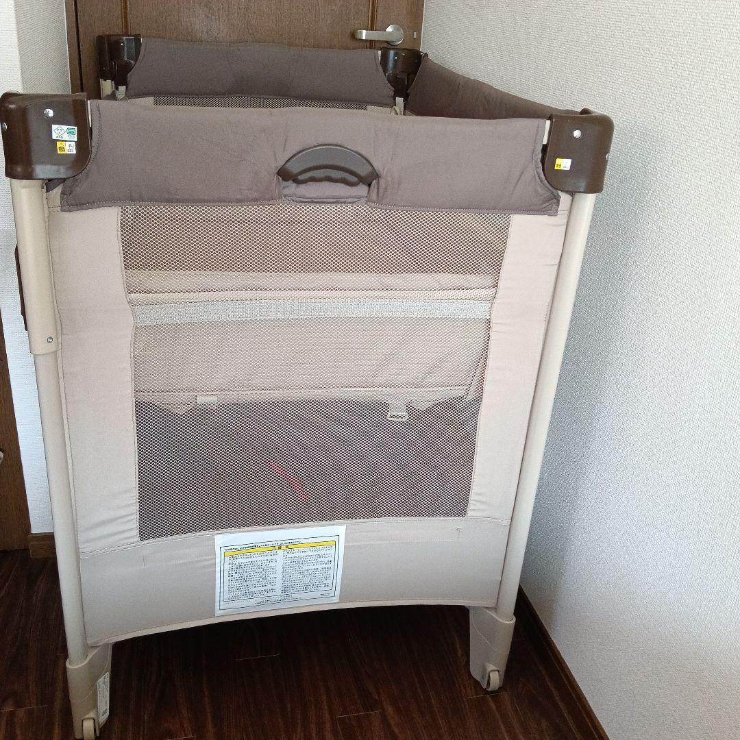 Apricaココネルエアーベビーベッド メッシュ ブラウン・ベージュ66047