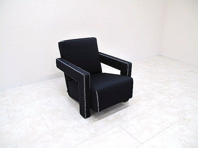 【展示品】カッシーナ 637 UTRECHT ユトレヒト アームチェア