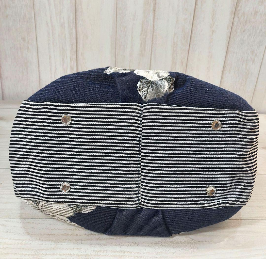 Think Bee! ノバビアンカ ビーズ トートバッグ ゴブラン織り