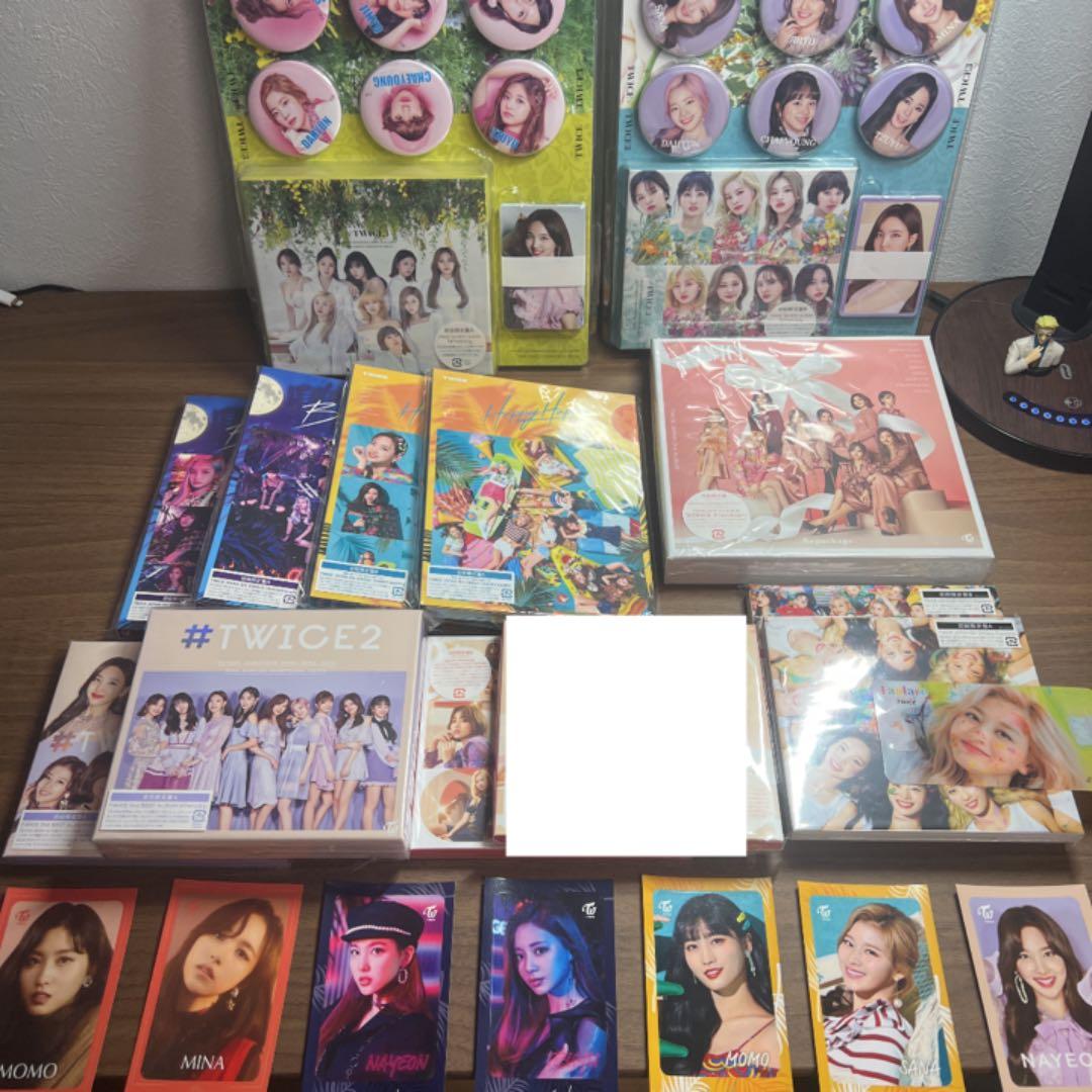 TWICE　CD&グッズセット