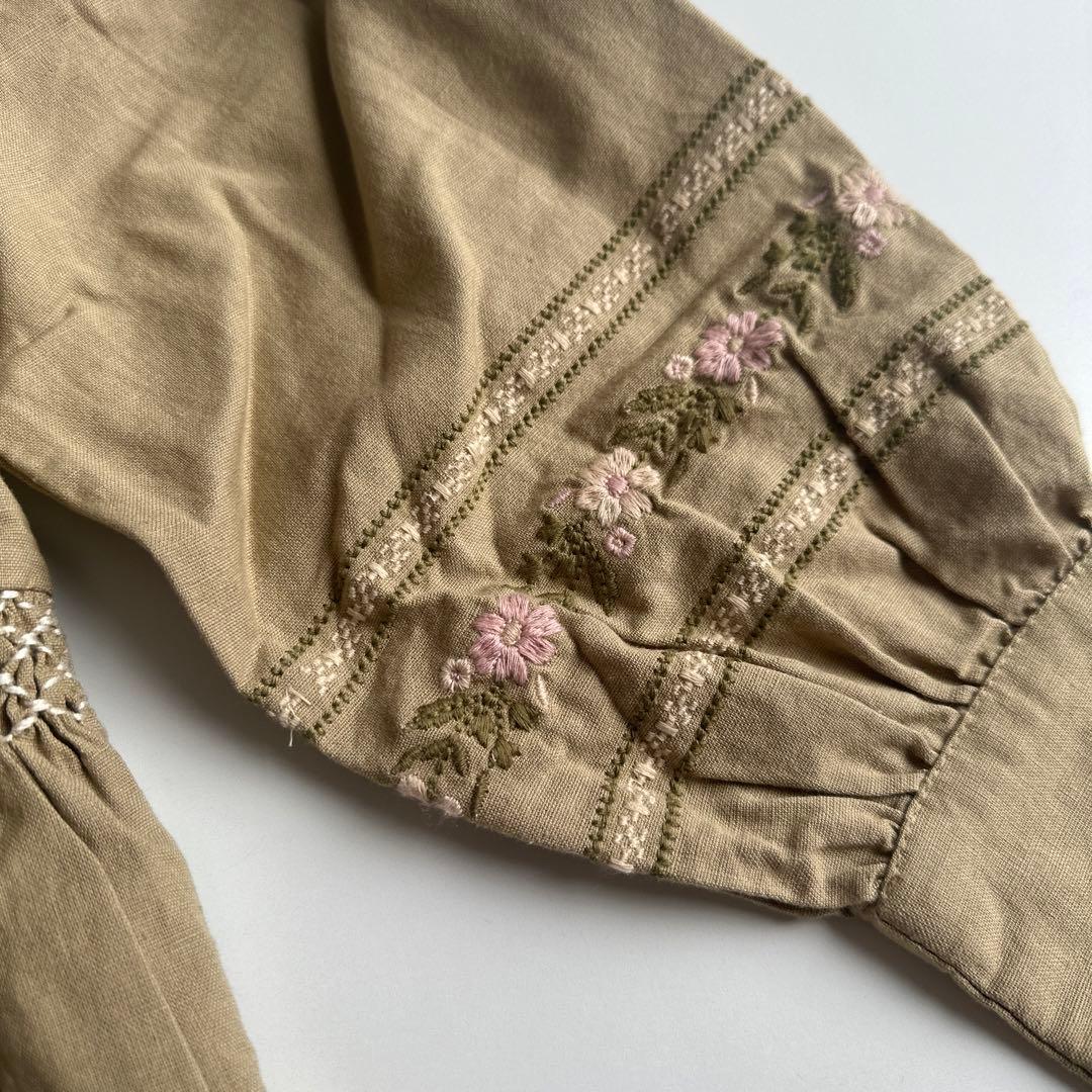 【わたあめ】アポリナ　apolina ブラウス　7-9y