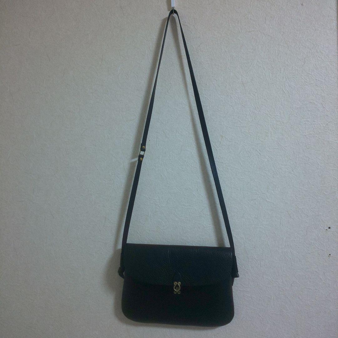 LONA サコッシュ