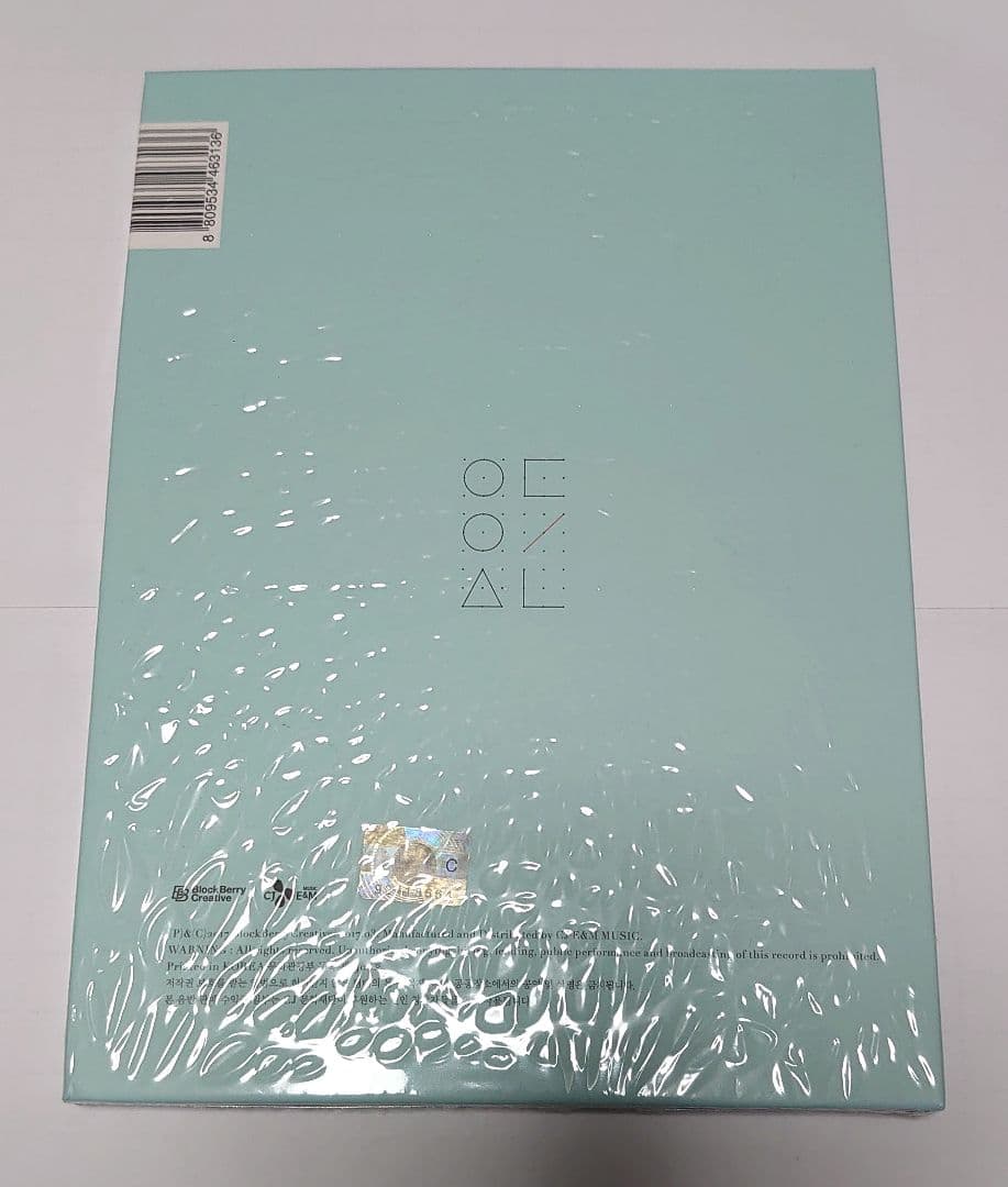 LOONA 1/3　Love & Live（A version）限定盤　未開封品