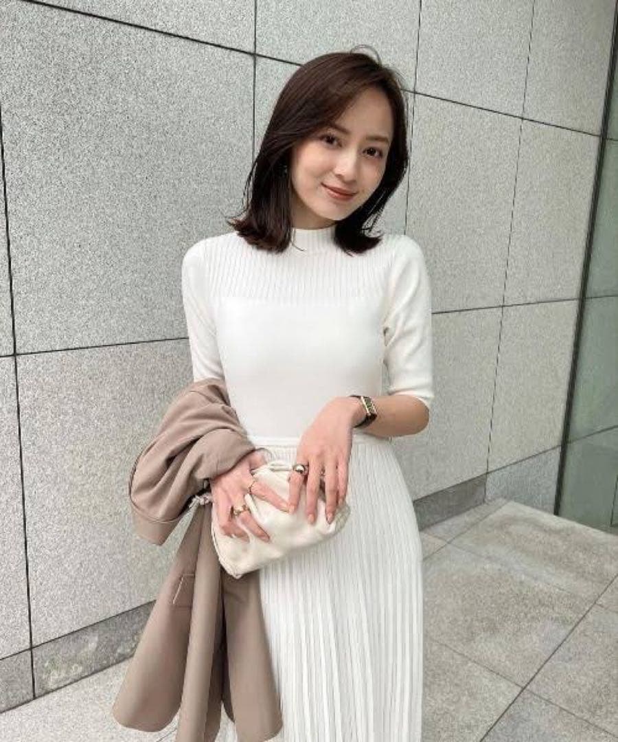 最終値下げアニュアンス・ボトルネックワンピース