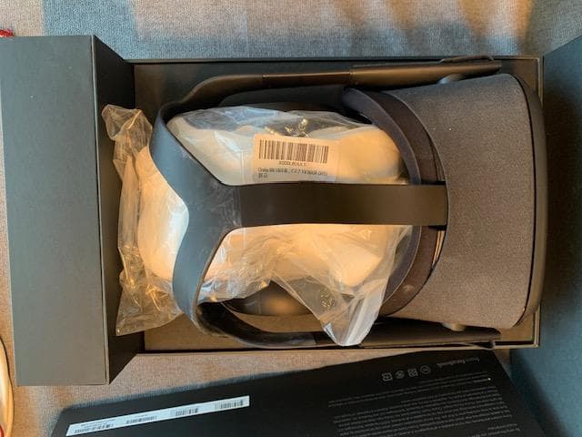  Quest 128GB VRヘッドセット