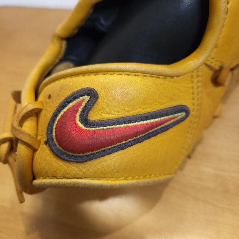 NIKE ナイキ 松坂大輔モデル シグネチャー 廃盤激レア 投手用 軟式グローブ