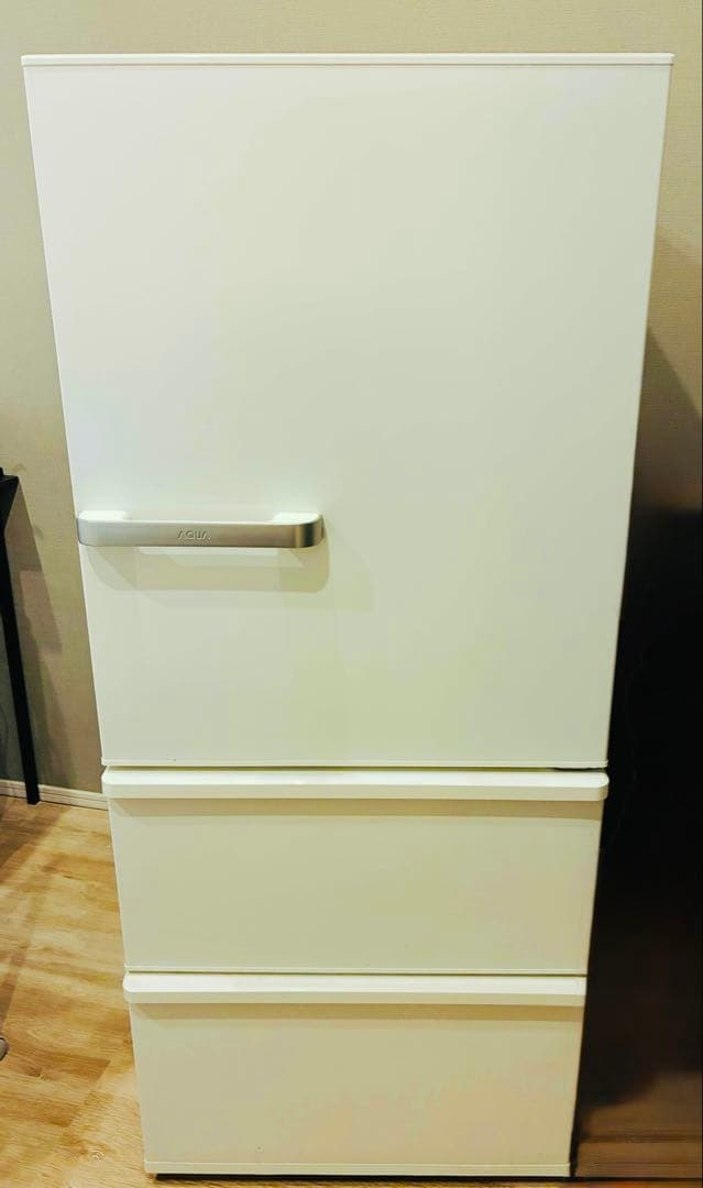 ◾️冷蔵庫◾️AQR-27N(W) (右開き)◾️最終お値下げ中◾️