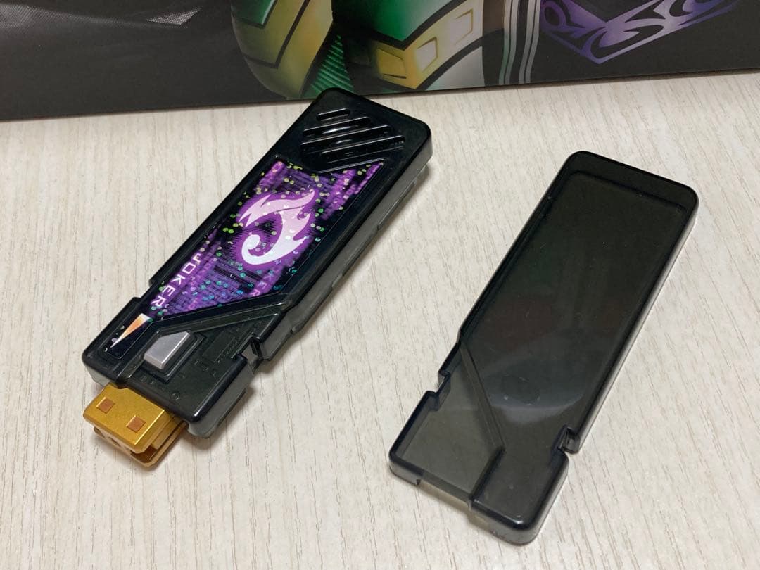 CSMダブルドライバー ver.2 付属　ジョーカーメモリ