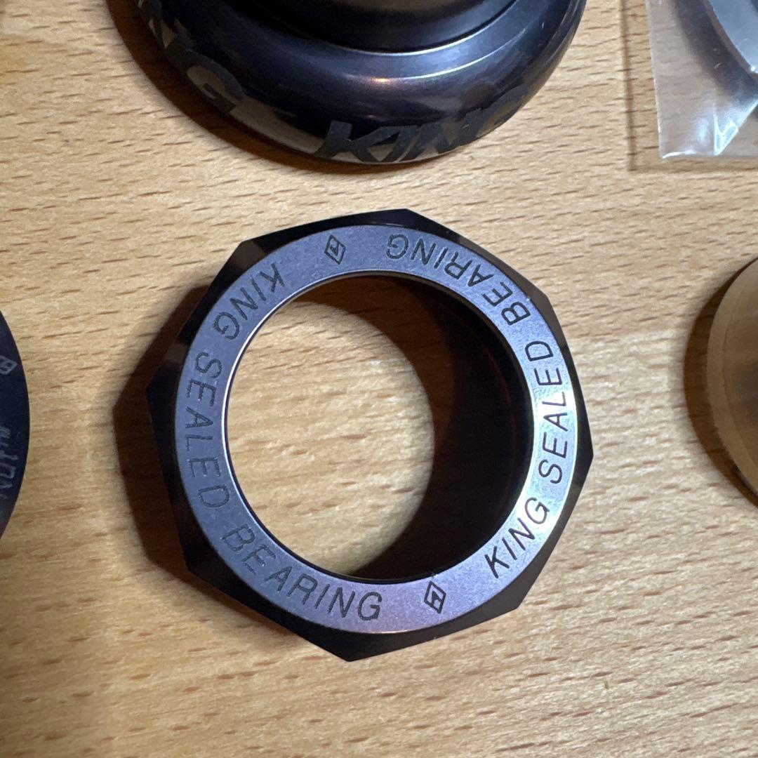 CHRIS KING GRIPNUT 1 インチITA スレッドヘッドセット