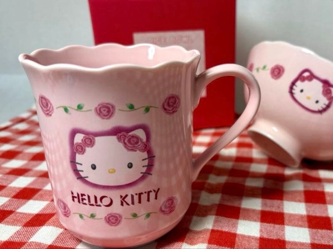 当時物　2000年　サンリオ　ハローキティ　バラキティ　薔薇　マグカップ　お茶碗