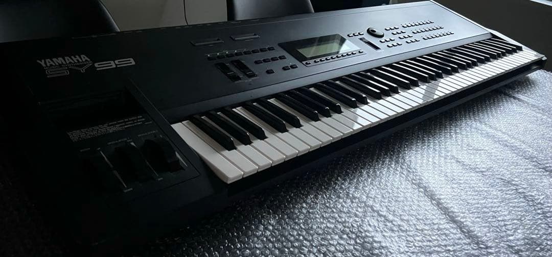 【最終値下げ!!】 ★希少★動作確認済みYamaha ヤマハ SY99 日本製