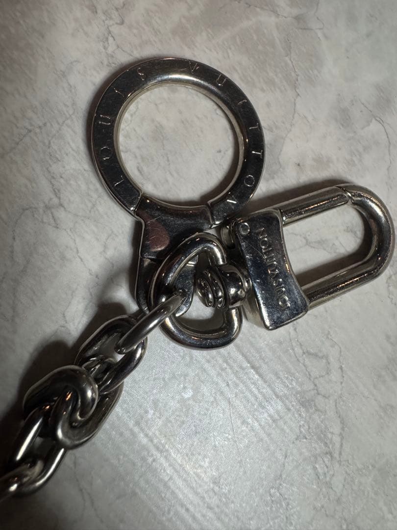 R*M様 Louis Vuitton シルバー キーホルダー