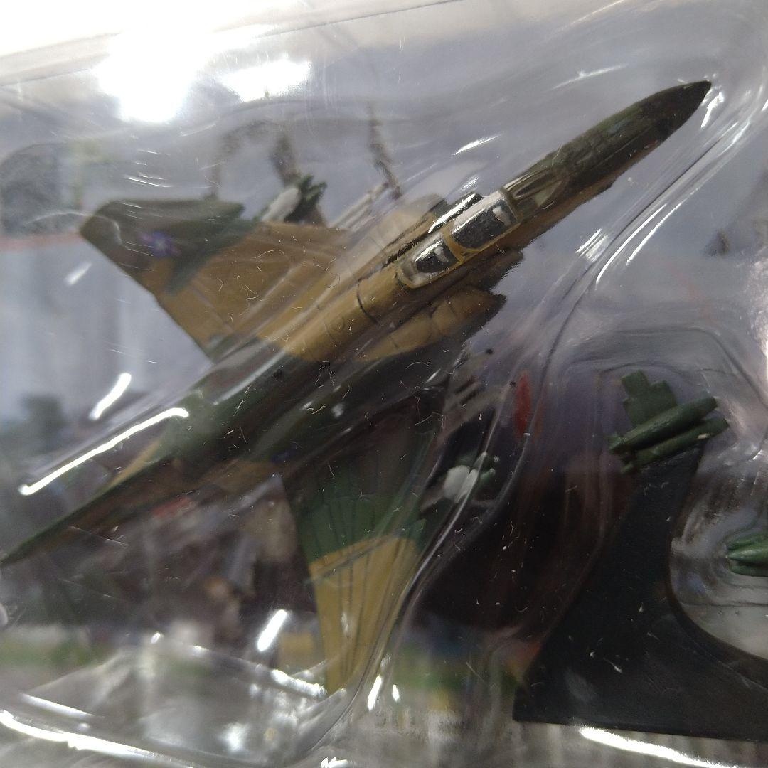 ワールドウイングスミュージアム F-4 ファントムⅡ　タカラ　1/200