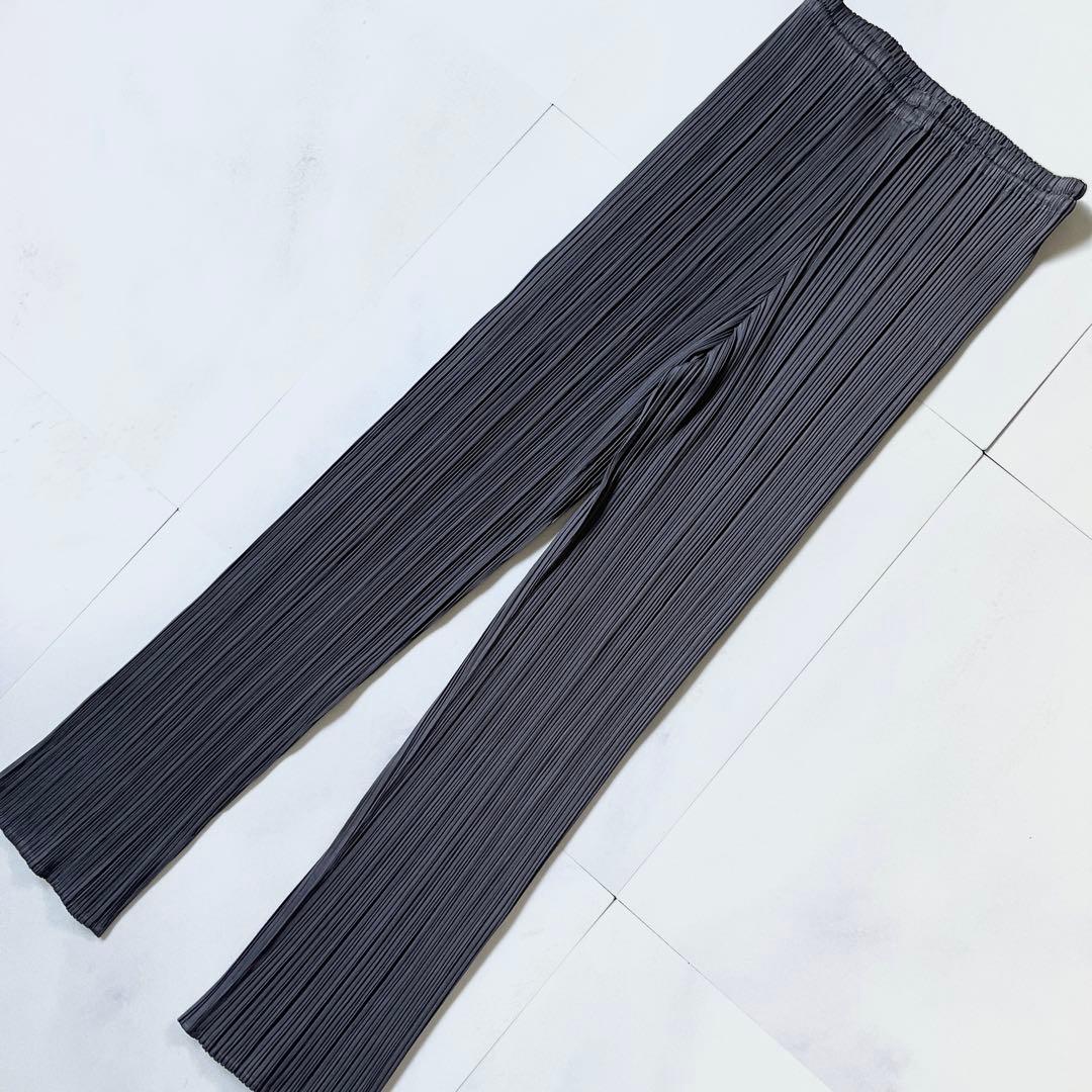 プリーツプリーズ イッセイミヤケ プリーツパンツ サイズ2 チャコールグレー