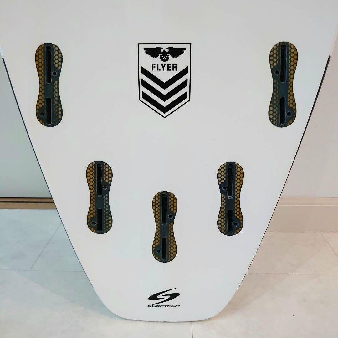 アルメリック ニューフライヤー サーフテック 5’8 タフライト サーフボード