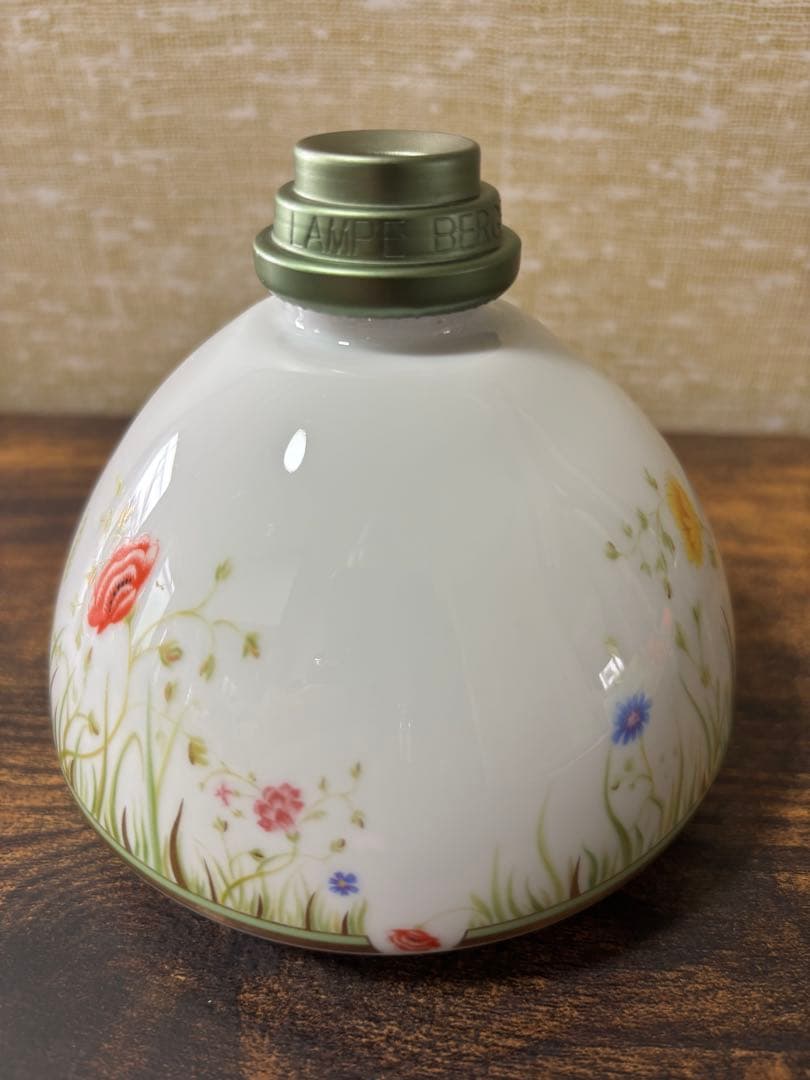 アビランド社製の ランプベルジェ　アロマランプ　 になります。 アビランド社