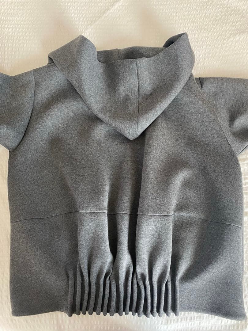 ELENDEEK ダークグレー フード付き スウェットパーカー