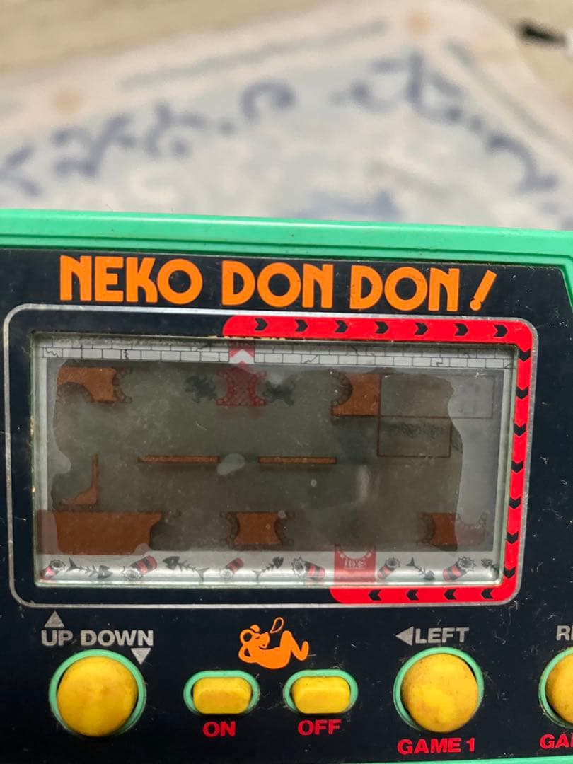 昭和レトロゲーム LSI GAME ガンダム 3大決戦！ おまけのネコドンドン
