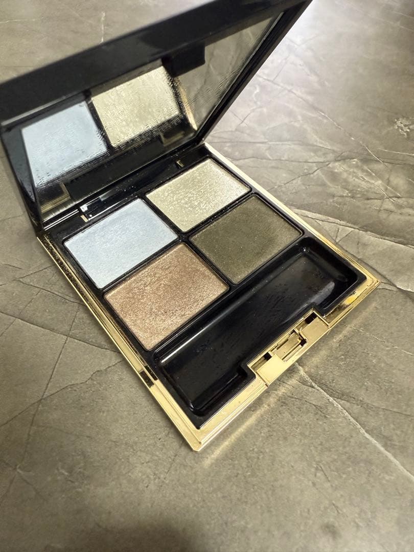 SUQQU デザイニングカラーアイズ 09涼月