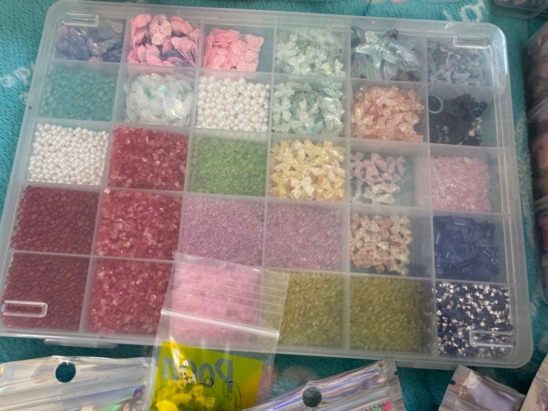 お得なネイルパーツおまとめ売り！！