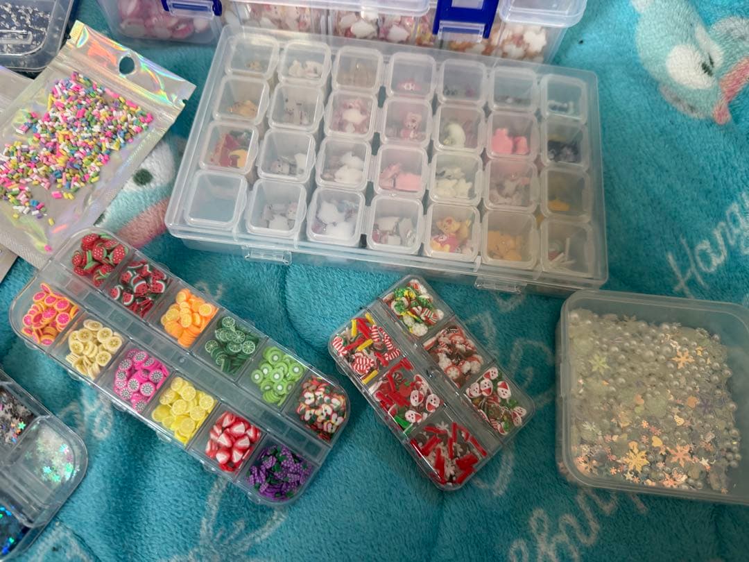 お得なネイルパーツおまとめ売り！！