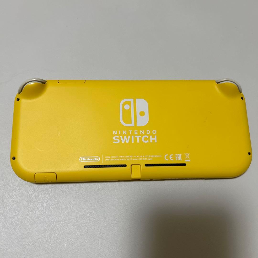 NINTENDO SWITCH LITE イエロー　スイッチライト
