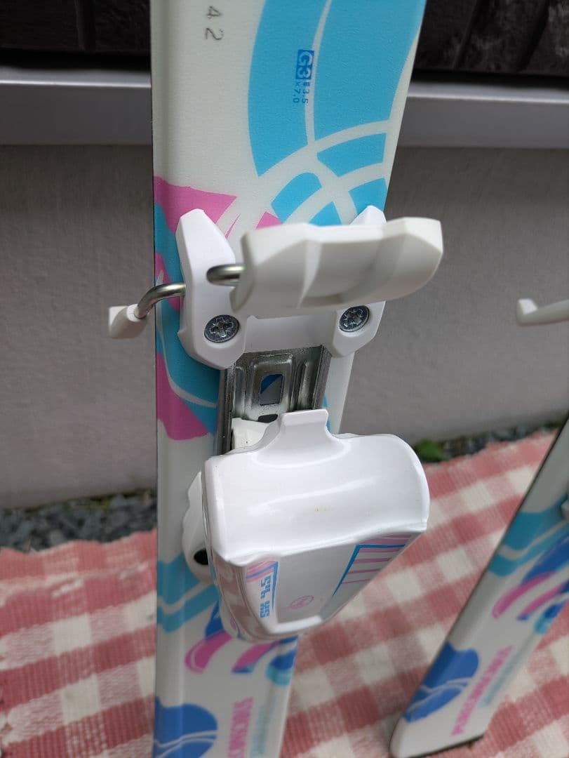 子供用　スキー板 120cm 　ビンディング・ストック付き