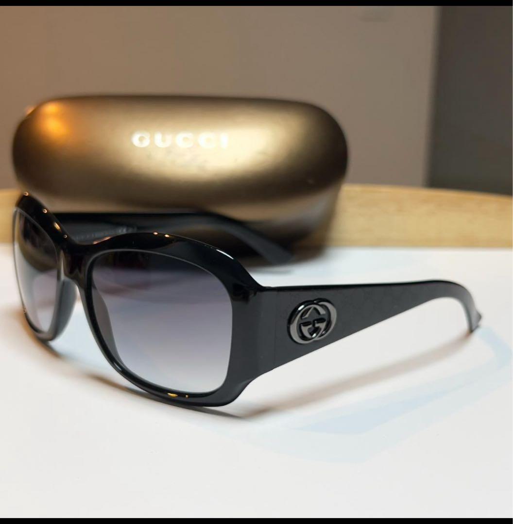 グッチ インターロッキング金具 GG総柄テンプル サングラス