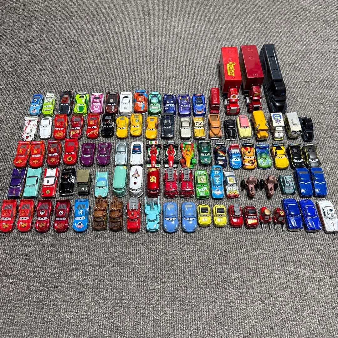 k*i様 カーズ トミカ　ミニカー 大量 93台　ジャンク扱い