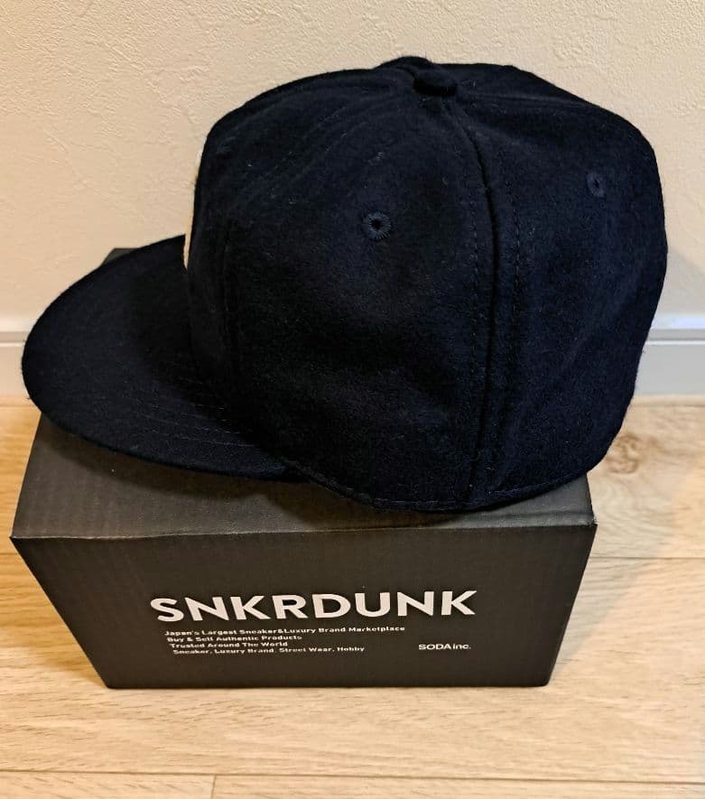 新品タグ付き♪Supremeキャップ⭐ネイビー