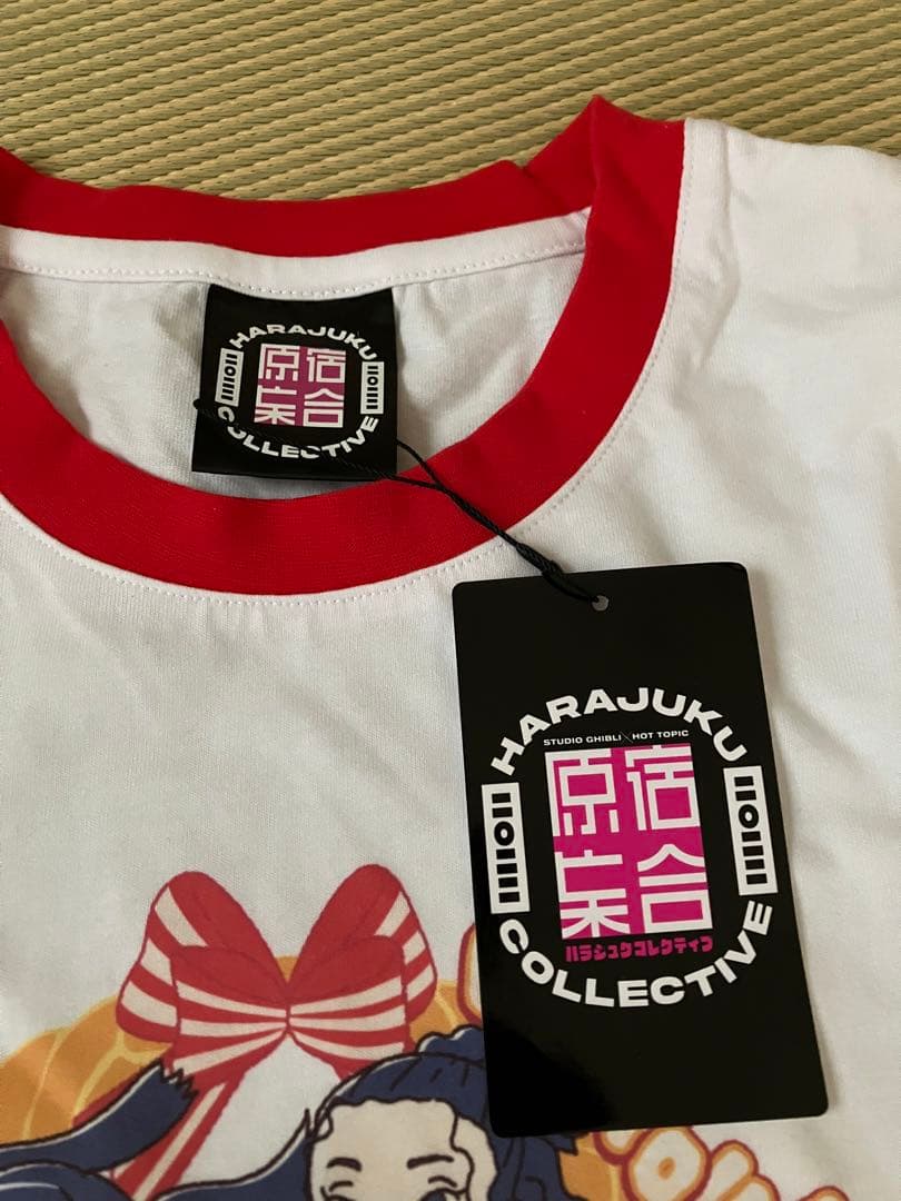 新しい学校のリーダーズTシャツ