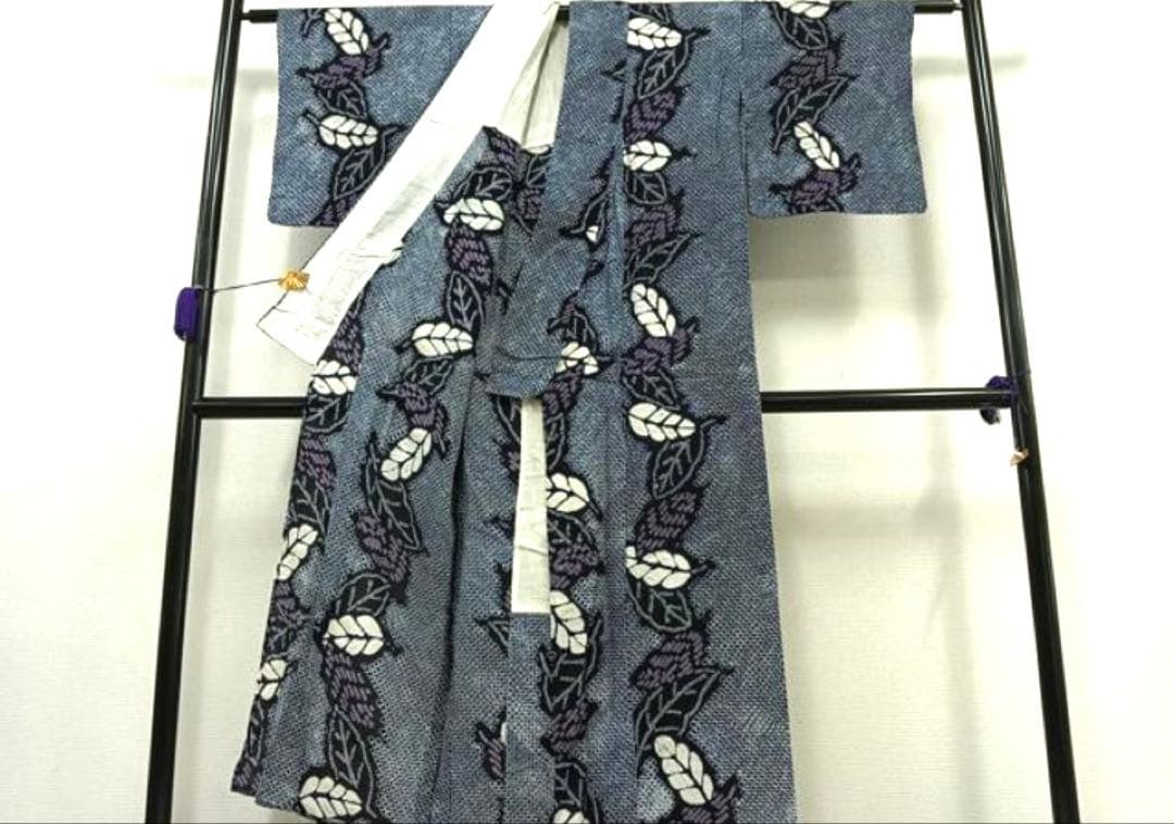 粋な大人の高級浴衣 仕立ての良い逸品◆有松絞り 舞葉文 優しい色味