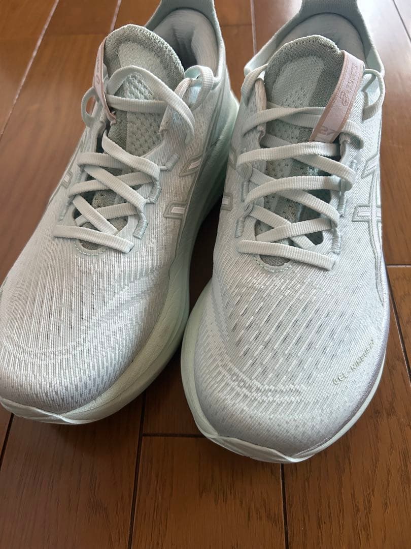 アシックスGEL-NIMBUSランニングシューズ