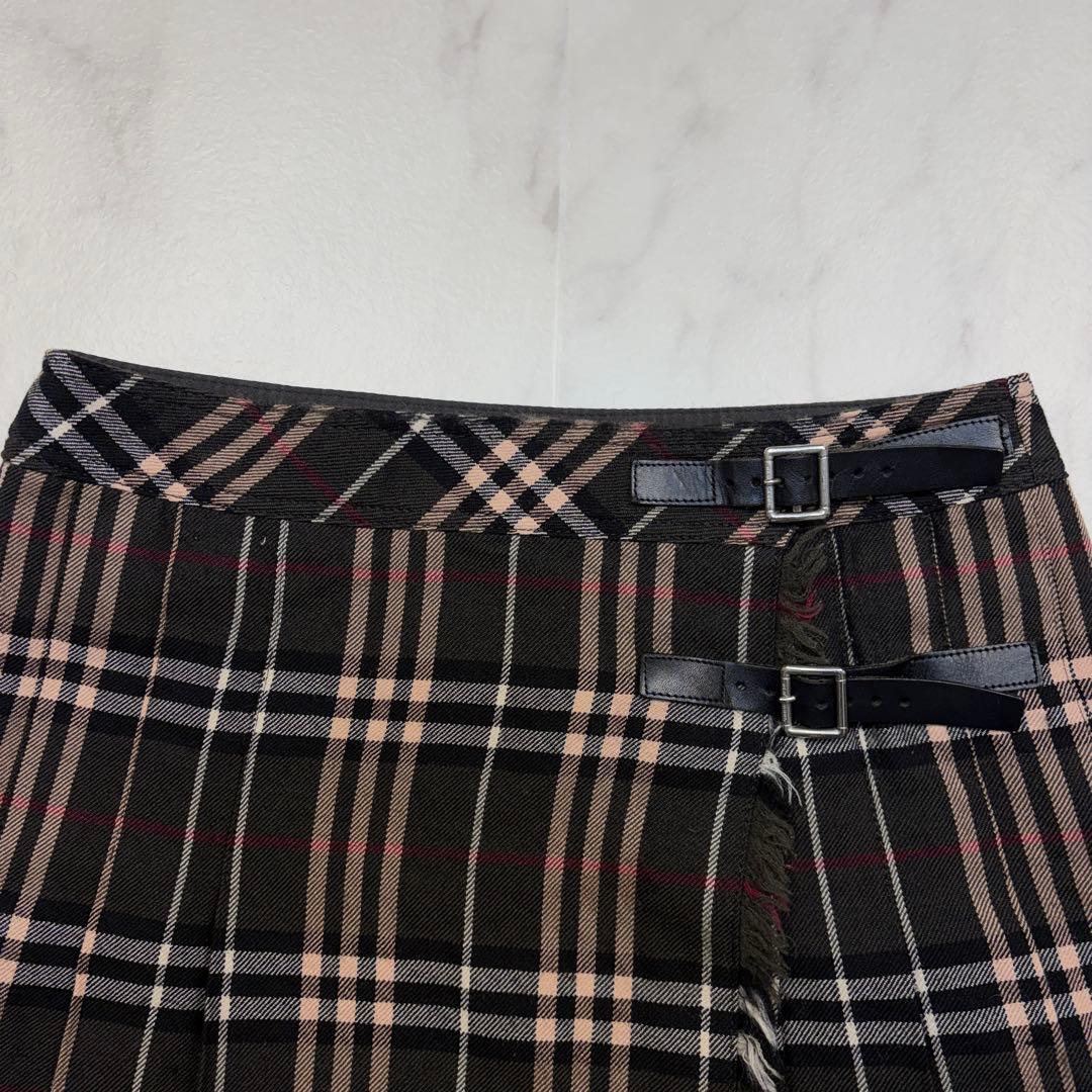 バーバリーブルーレーベル　ラップミニスカート　ノバチェック　36 ブラウン