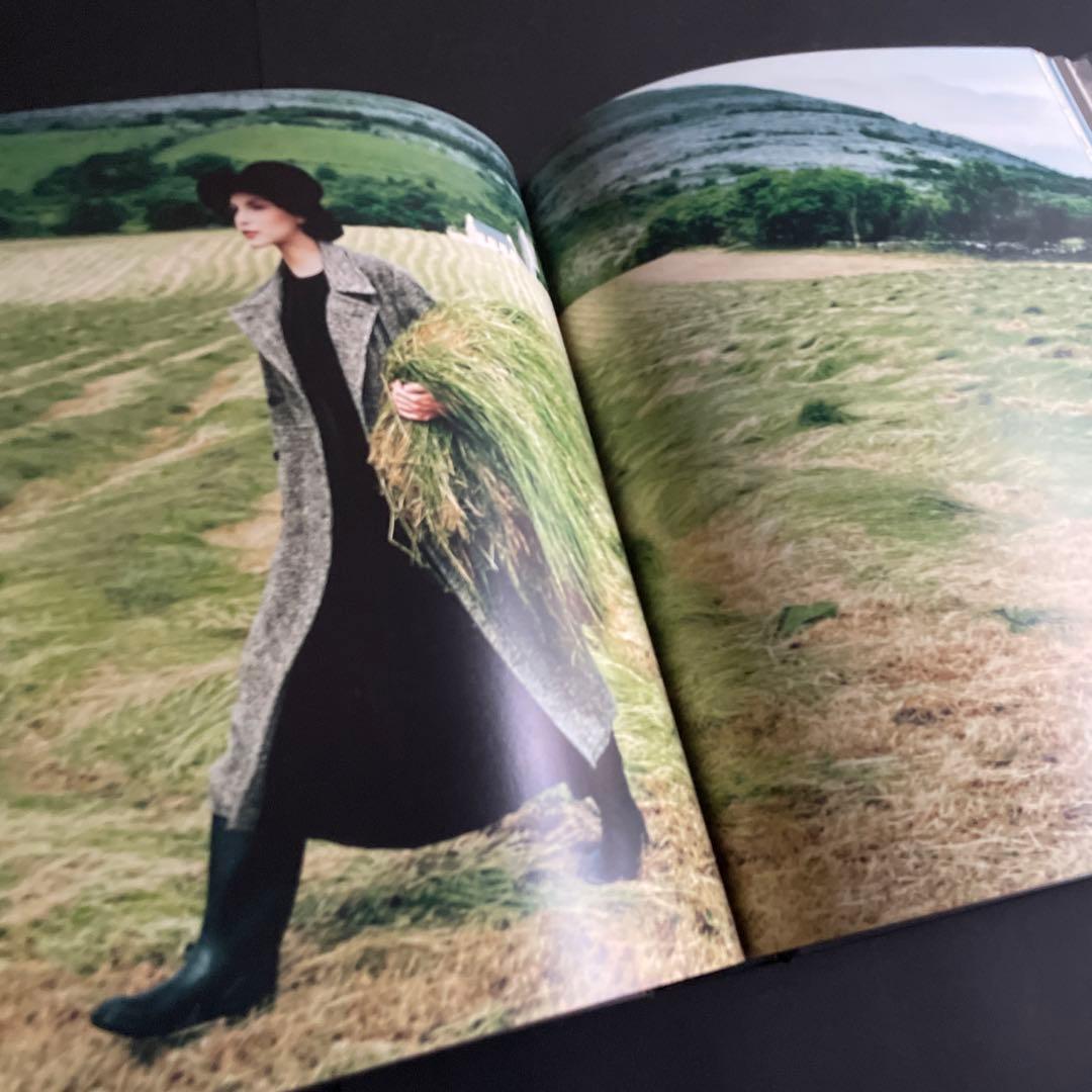 アート・デザイン・音楽 GRACE: Thirty Years of Fashion at Vogue