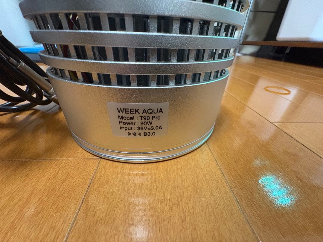 WEEK AQUA AQUA FLARE UVA T90RGB 中古