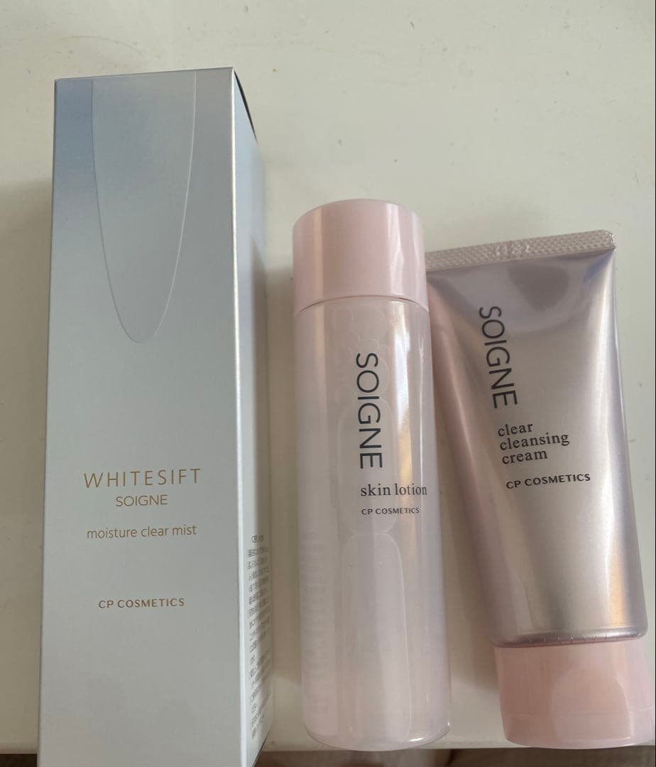 CPコスメ　ソワーニュ　化粧水クレンジング　ハーフ& ホワイトシフト化粧水